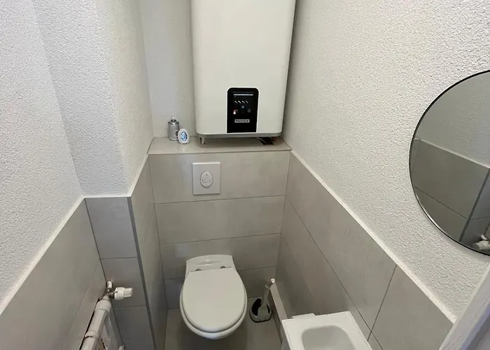 Bright F4 Close To Everything